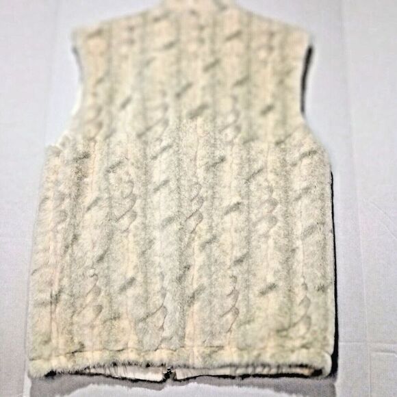 Starfire Size Med Zip up Vest, Very Classy Warm & Cozy Callar Vest. - Picture 9 of 13
